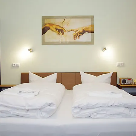 Heiderose Garni فندق 3*